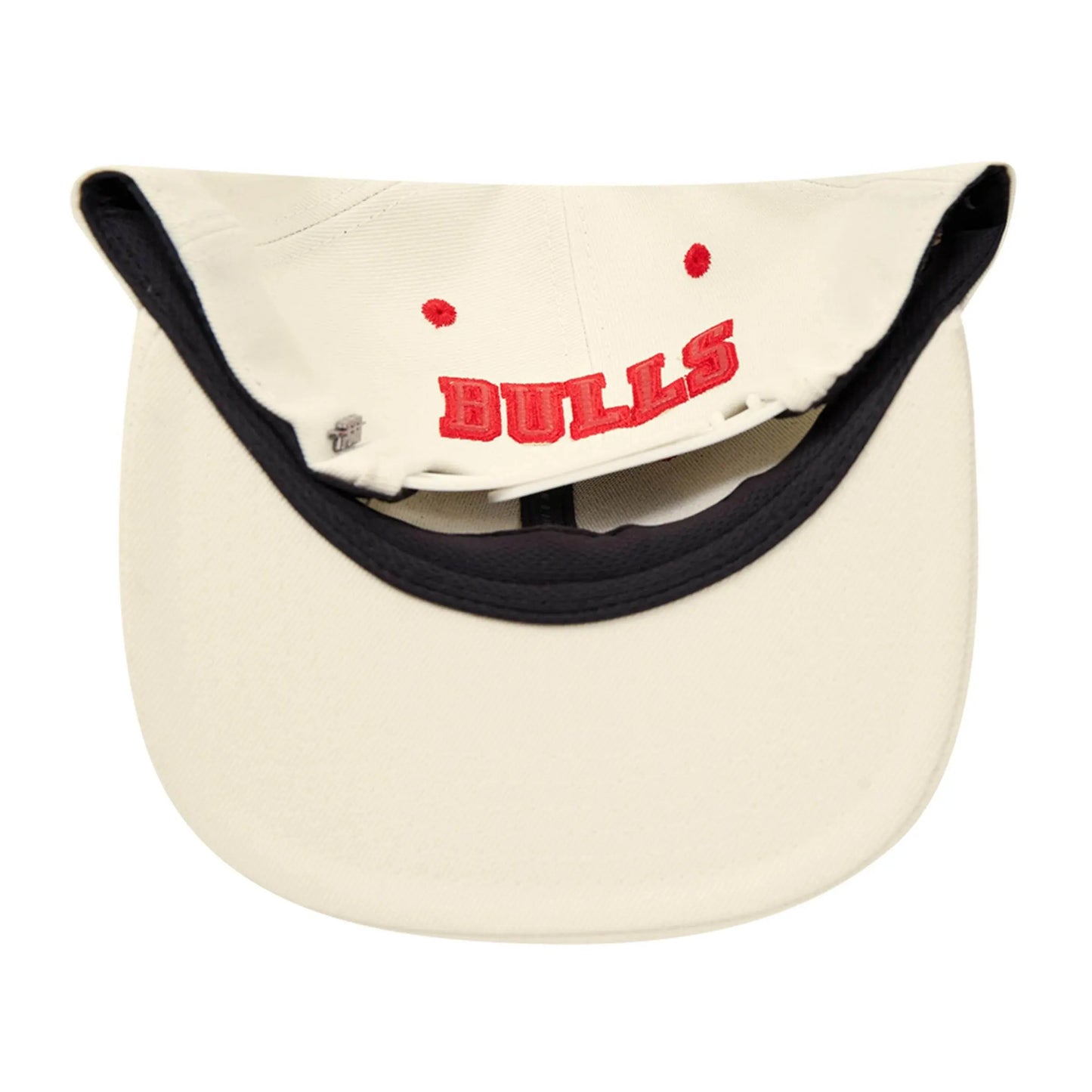 Pro Standard - Chicago Bulls Triple Tonal Wool Snapback Hat - Eggshell / Red - BLVD