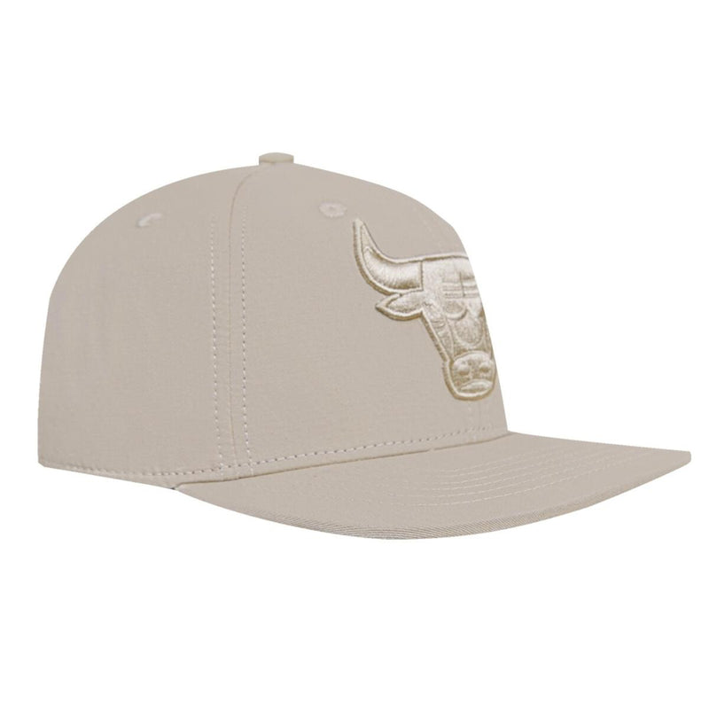 Pro Standard - Chicago Bulls Neutral Wool Snapback Hat - Taupe