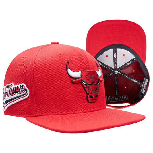 Pro Standard - Chicago Bulls Script Tail Wool Strapback Hat - Red - BLVD