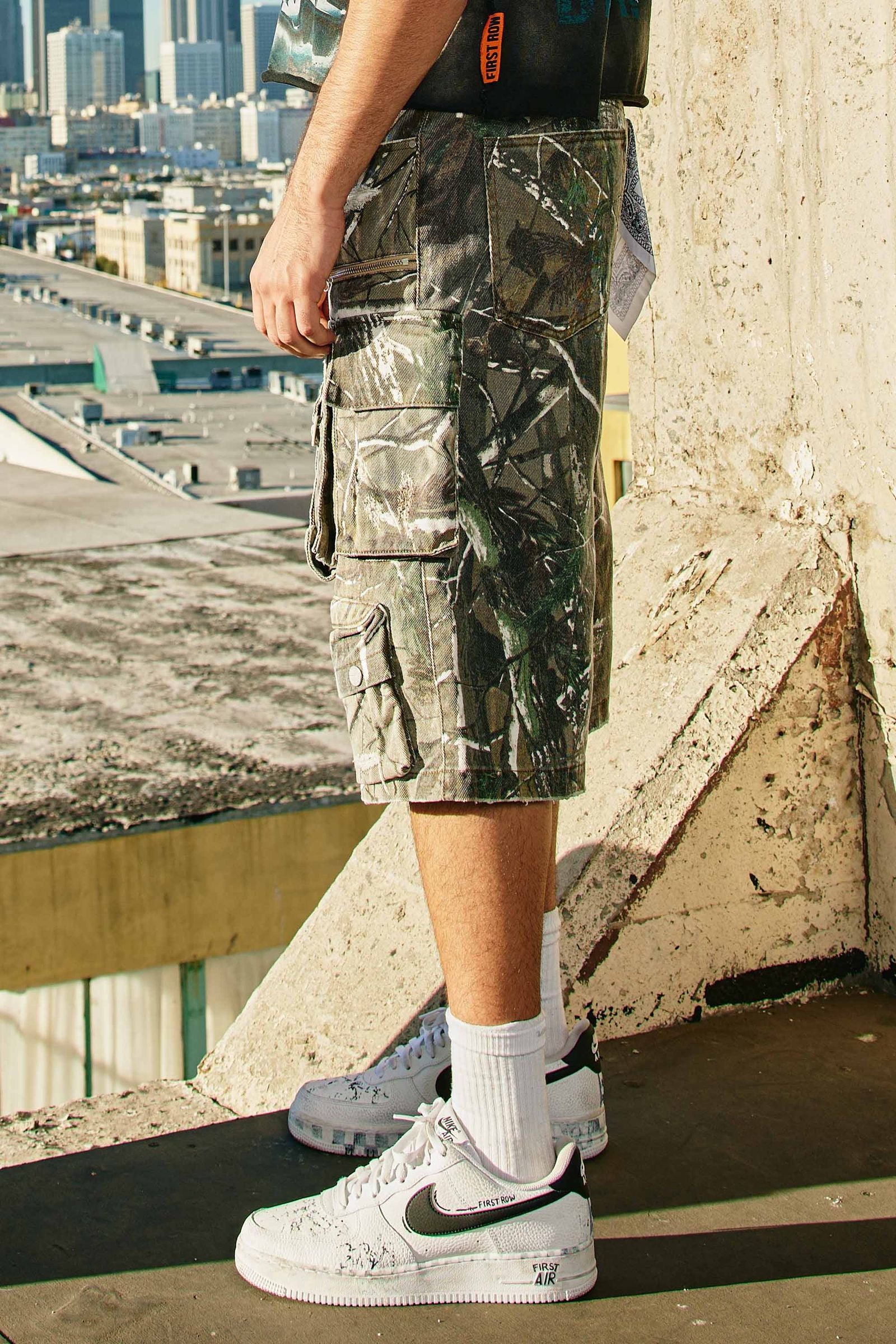 Fr - Washed Multi Cargo Denim Shorts - Camoflage FIRST ROW