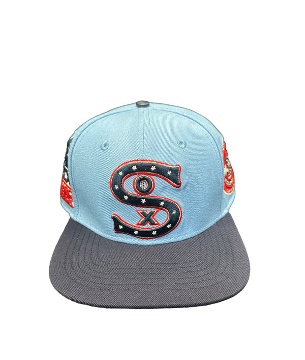 Pro Standard - Chicago White Sox Retro Classic Primary Logo Wool Snapback Hat -  University Blue/Midnight Navy